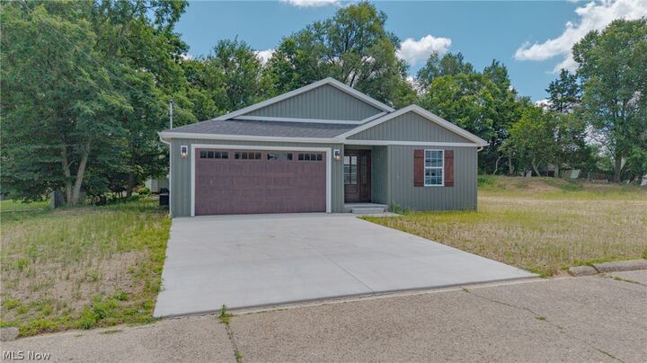 Property Photo: 3010 9th Avenue WV 26105