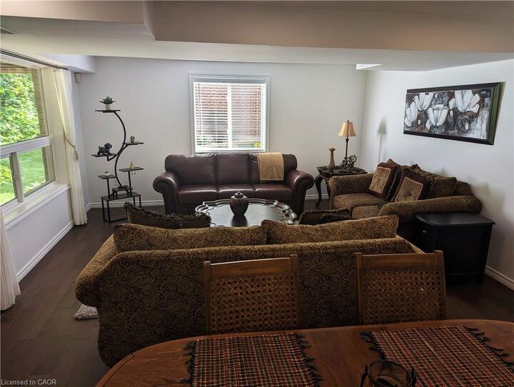 Property Photo:  561 Marl Meadow Crescent Lower  ON N2R 1L2 