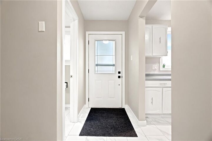 Property Photo:  175 Siebert Avenue 9  ON N2C 2M1 