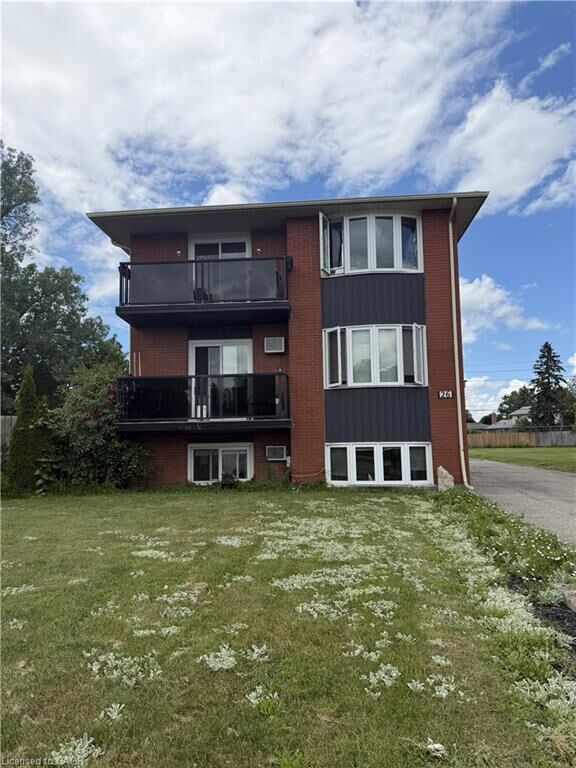 26 Carnaby Crescent — photo 1