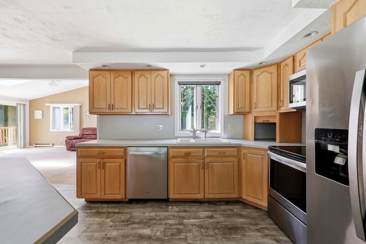 Property Photo:  63 Columbia Dr  MA 01030 