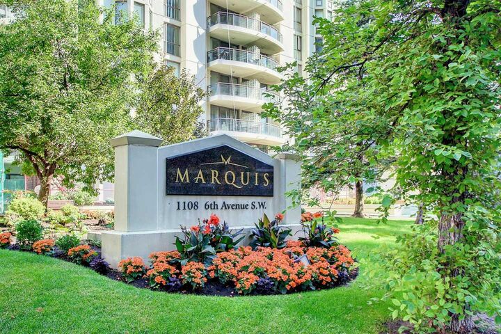 Property Photo:  1108 6 Avenue SW 1701  AB T2P 5K1 