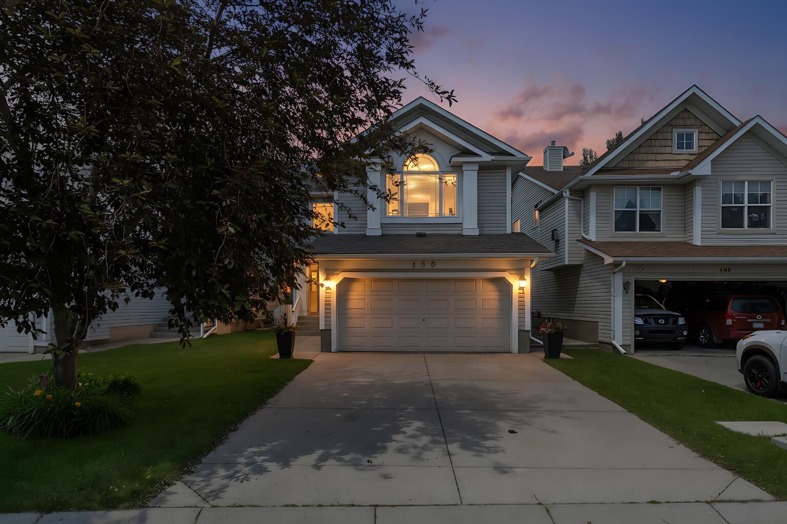 Property Photo:  150 River Rock Place SE  AB T2C 4P5 