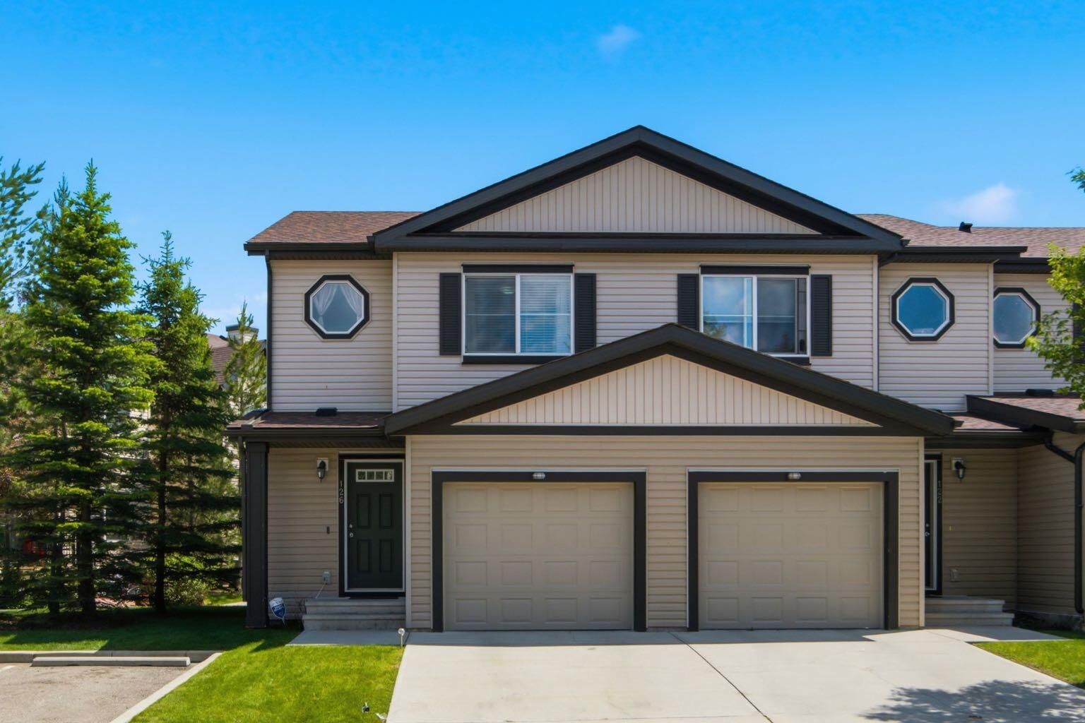 Property Photo: 126 Copperpond Landing SE AB T2Z 1G6