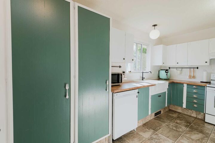 Property Photo: 9410 70 Avenue AB T8V 5W8