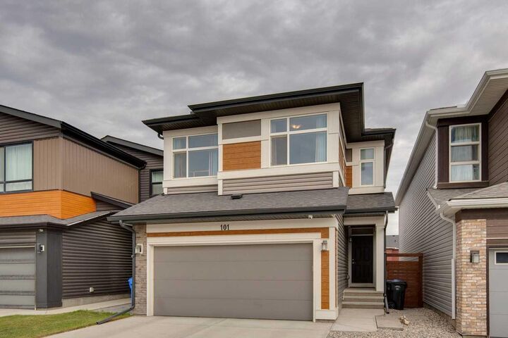 Property Photo:  101 Howse Terrace NE  AB T3P 1K5 