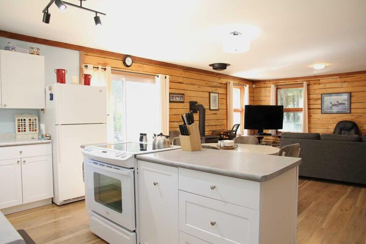 Property Photo:  313 Whitetail Road  SK S0M 1J0 