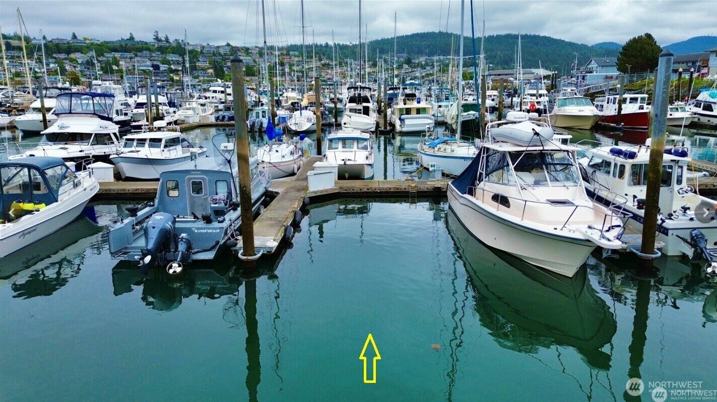 Property Photo: 2304 Skyline Way A-17 WA 98221