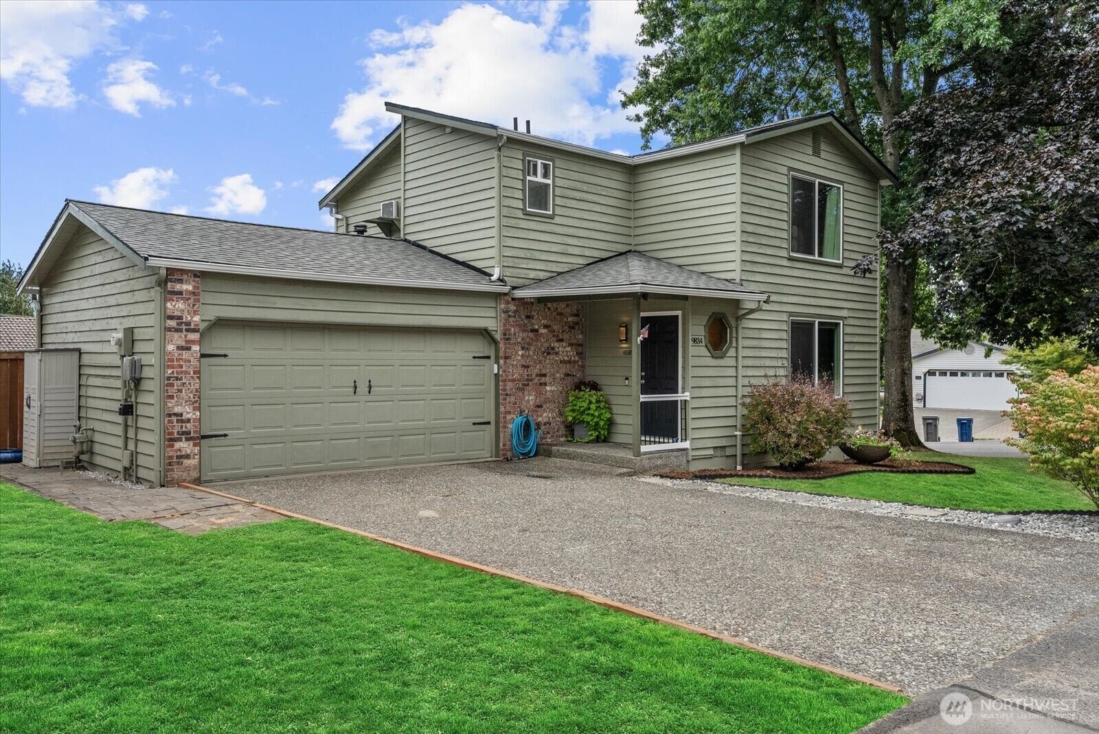 Property Photo: 9834 NE 140th Place WA 98034