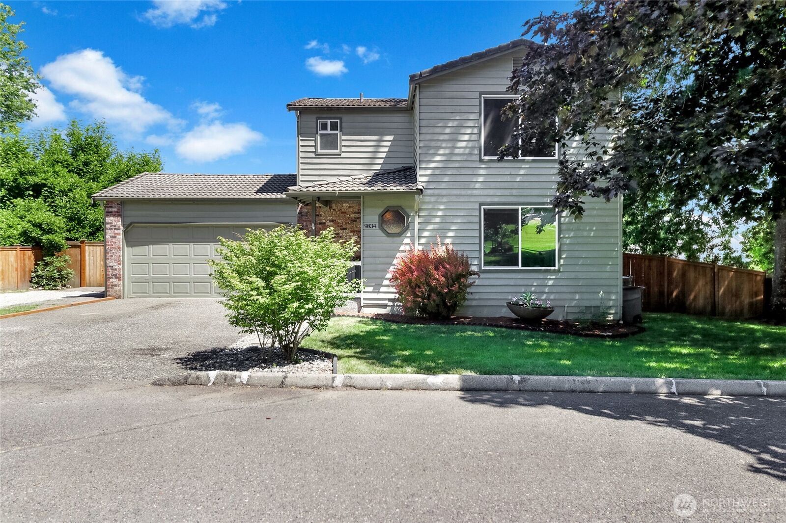 Property Photo: 9834 NE 140th Place WA 98034
