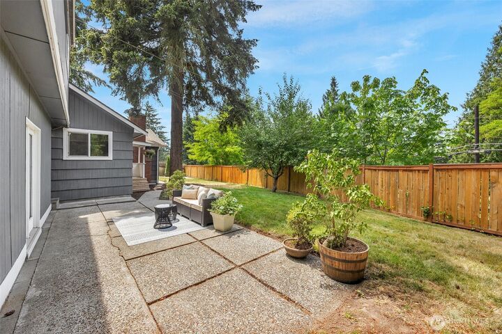Property Photo:  17806  83rd Place NE  WA 98028 