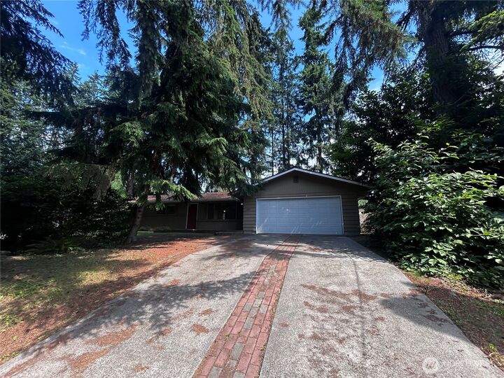 Property Photo:  3001  120th Place SE  WA 98208 