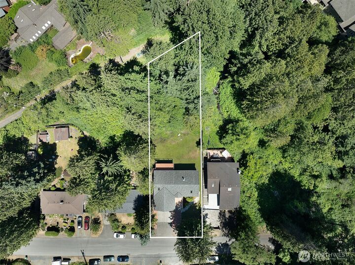 Property Photo:  1226 NE Ballinger Place  WA 98155 