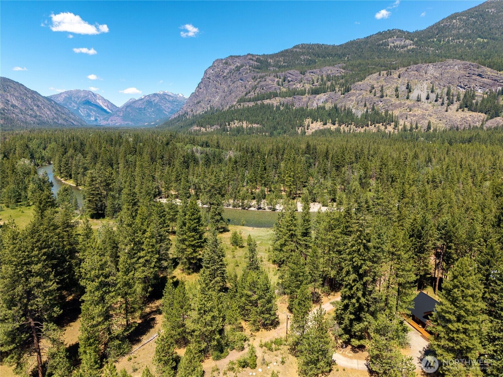 Property Photo:  65  Mazama Pines Lane  WA 98833 