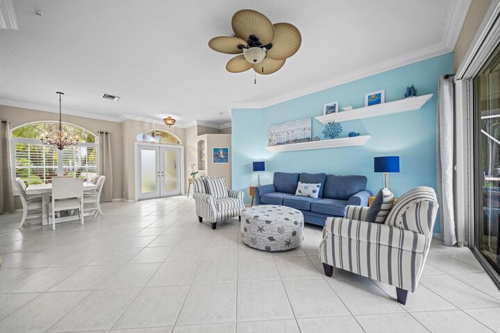 Property Photo:  1365 E Barwick Ranch Circle  FL 33445 
