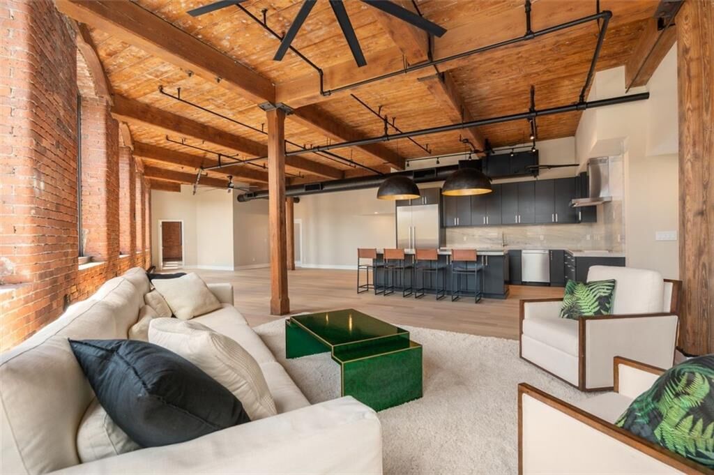 Property Photo:  116 Chestnut Street G  RI 02903 