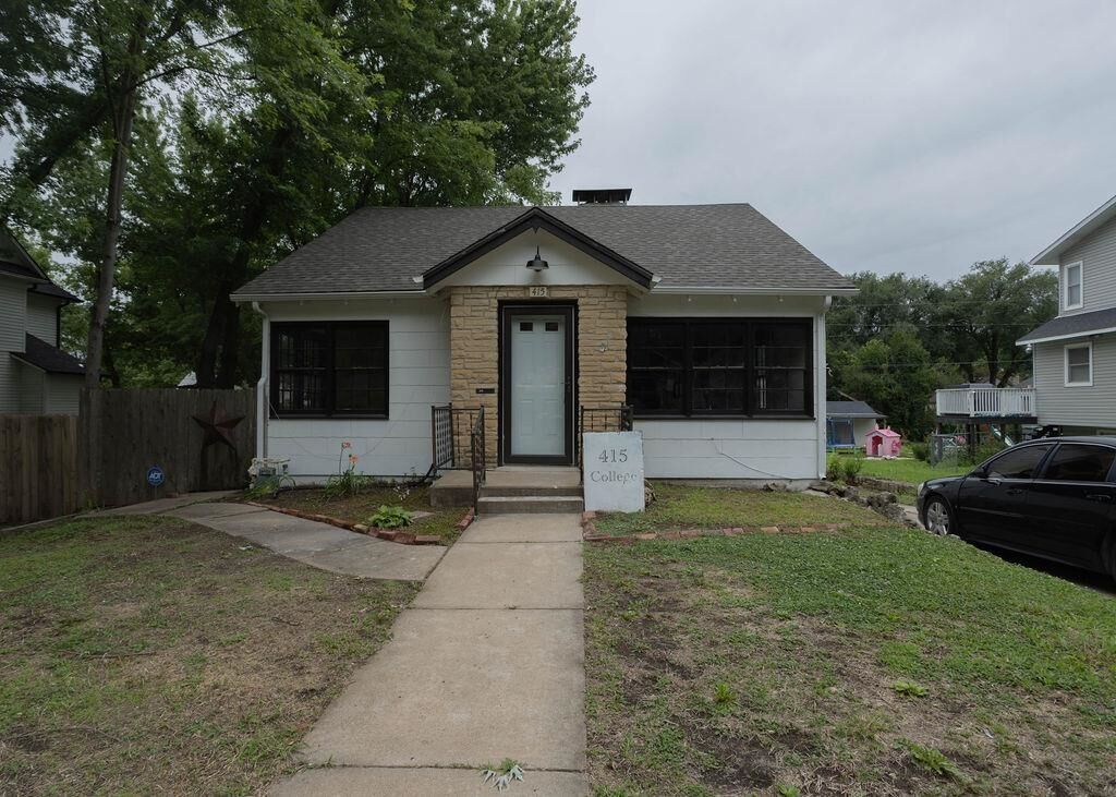 Property Photo:  415 College  KS 67156 