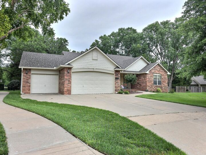 Property Photo:  241 S Maple Dunes Ct  KS 67235 