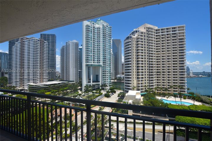 Property Photo:  540 Brickell Key Dr 1513  FL 33131 
