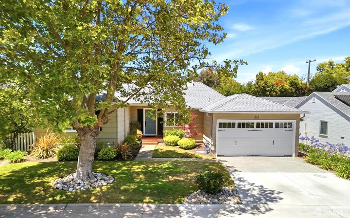 Property Photo:  212 Briar Lane  CA 94403 