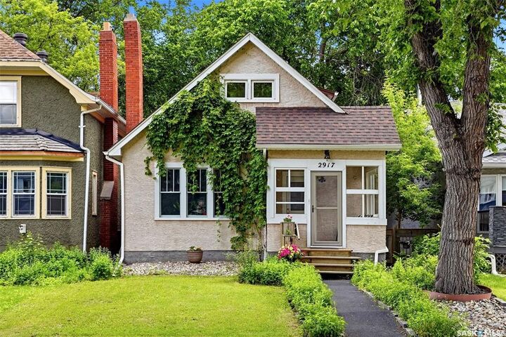 2917 Robinson Street — photo 1