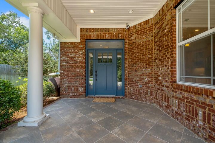 Property Photo:  4512 Cavendish Court  FL 32309 