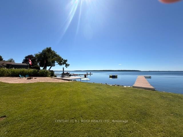 Property Photo: 1931 Woods Bay Road ON L3V 0V7