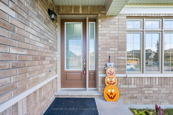 Property Photo: 257 Duncan Street ON L0M 1S0