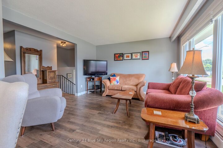 Photo de la propriété:  41 Michaud Street  ON P2B 1B6 