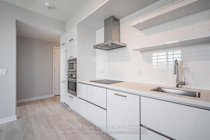 Property Photo: 2221 Yonge Street 1202 ON M4S 0B8