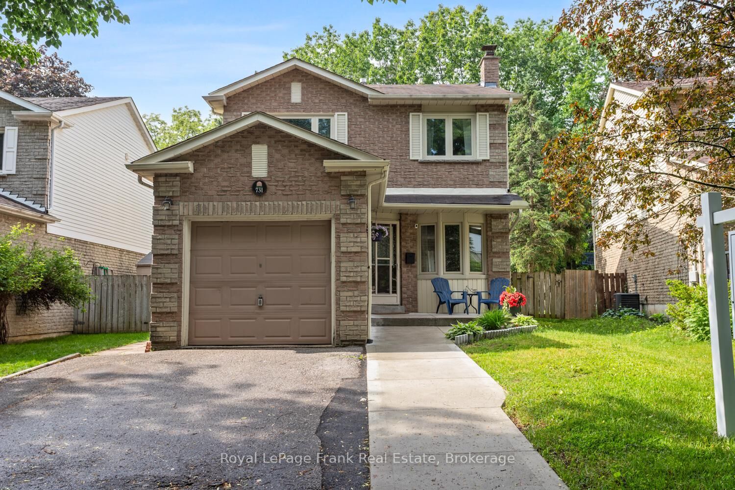 Property Photo:  731 Honey Tree Court  ON L1N 7W5 