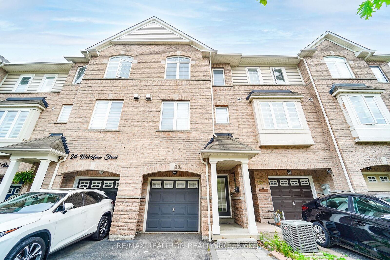 Property Photo:  22 Webbford Street  ON L1S 0A7 