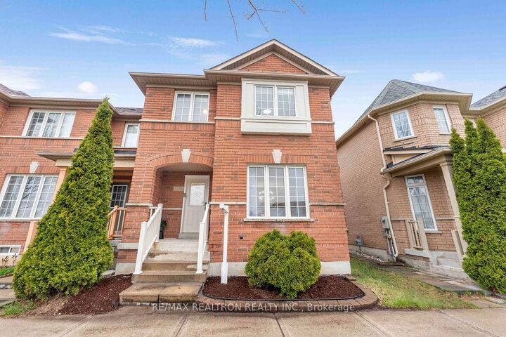 2334 Bur Oak Avenue — photo 1