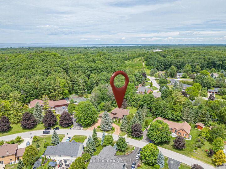 Property Photo: 44 Kelley Crescent ON L9Z 1J3