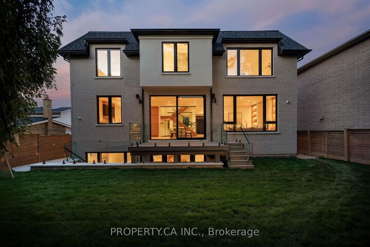 Property Photo: 10 Grangemill Crescent ON M3B 2J2