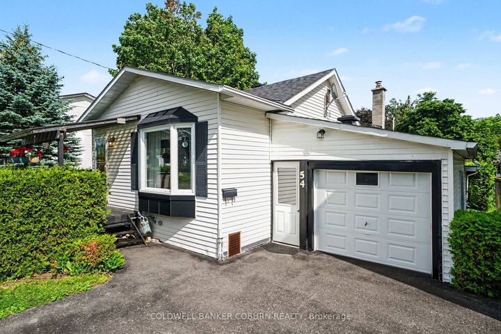 Property Photo:  54 Howard Street  ON K0C 1H0 