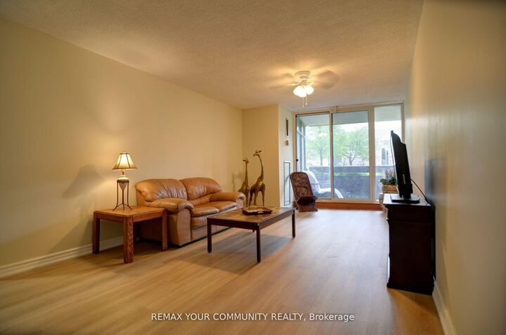 Property Photo: 3131 Bridletowne Circle 103 ON M1W 2S9