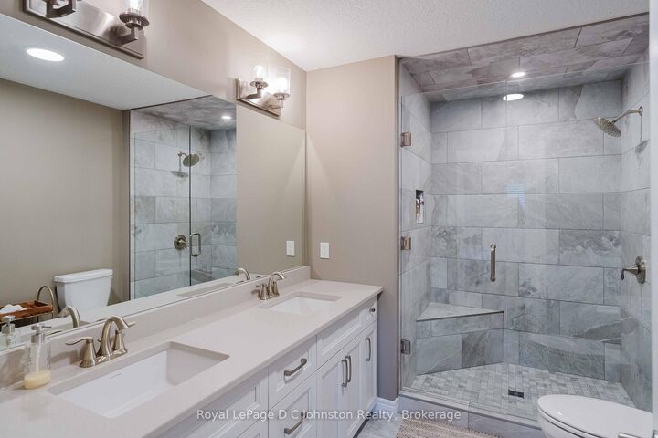560 Devonshire Road 16 — photo 1