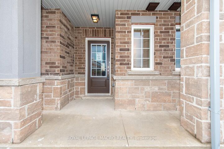 Property Photo:  22 Linden Park Lane  ON L9A 1Y1 