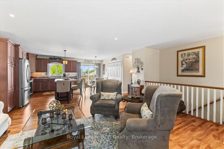 Property Photo:  768 16th Street  ON N4N 3W8 