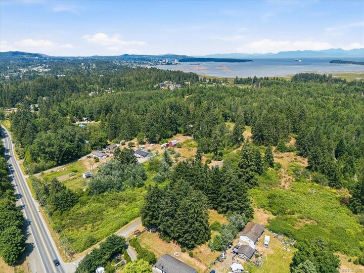 Property Photo:  1520 Frew Rd  BC V9X 1K9 