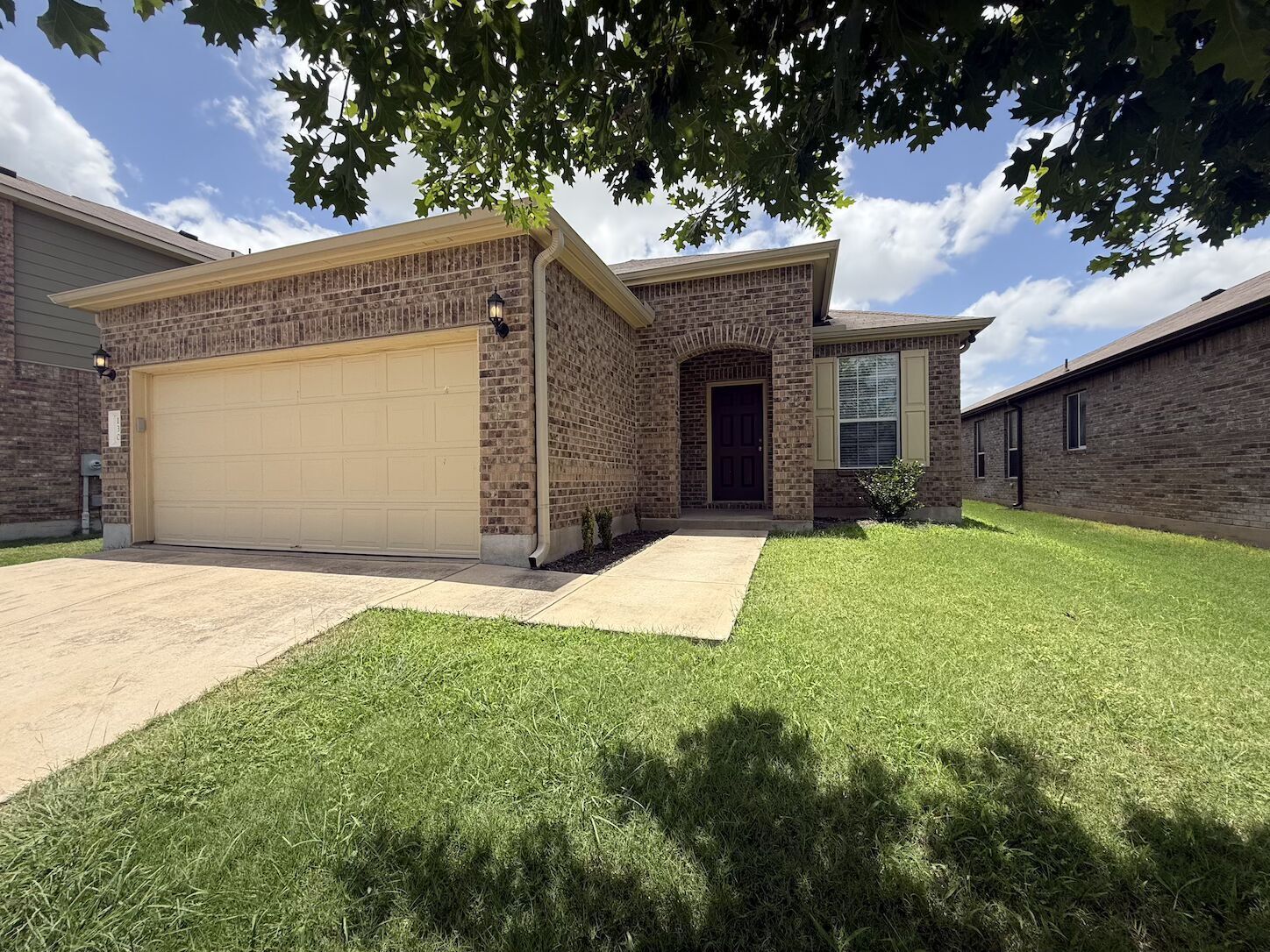 Property Photo: 130 Sundown Avenue TX 78610