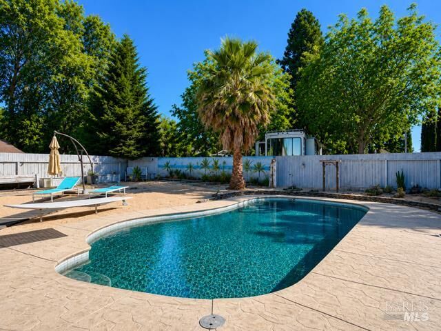 Property Photo: 371 Woodstock Circle CA 95687