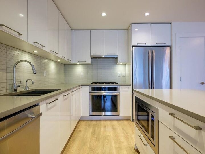 Property Photo: 3488 Sawmill Crescent 607 BC V5S 0C7