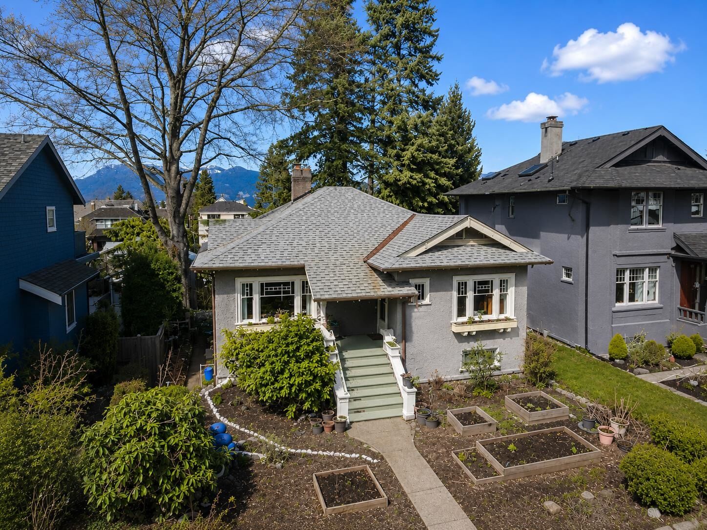 Property Photo:  4247 W 13th Avenue  BC V6R 2T7 