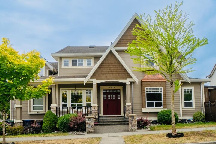 18938 54A Avenue — photo 1