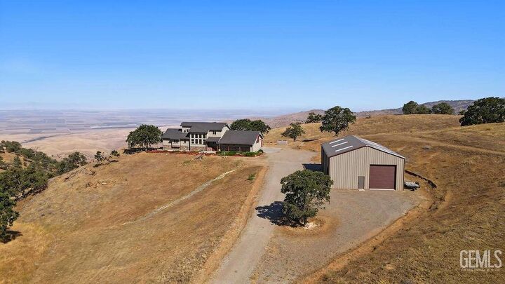 Property Photo: 30951 Dapple Grey Court CA 93561