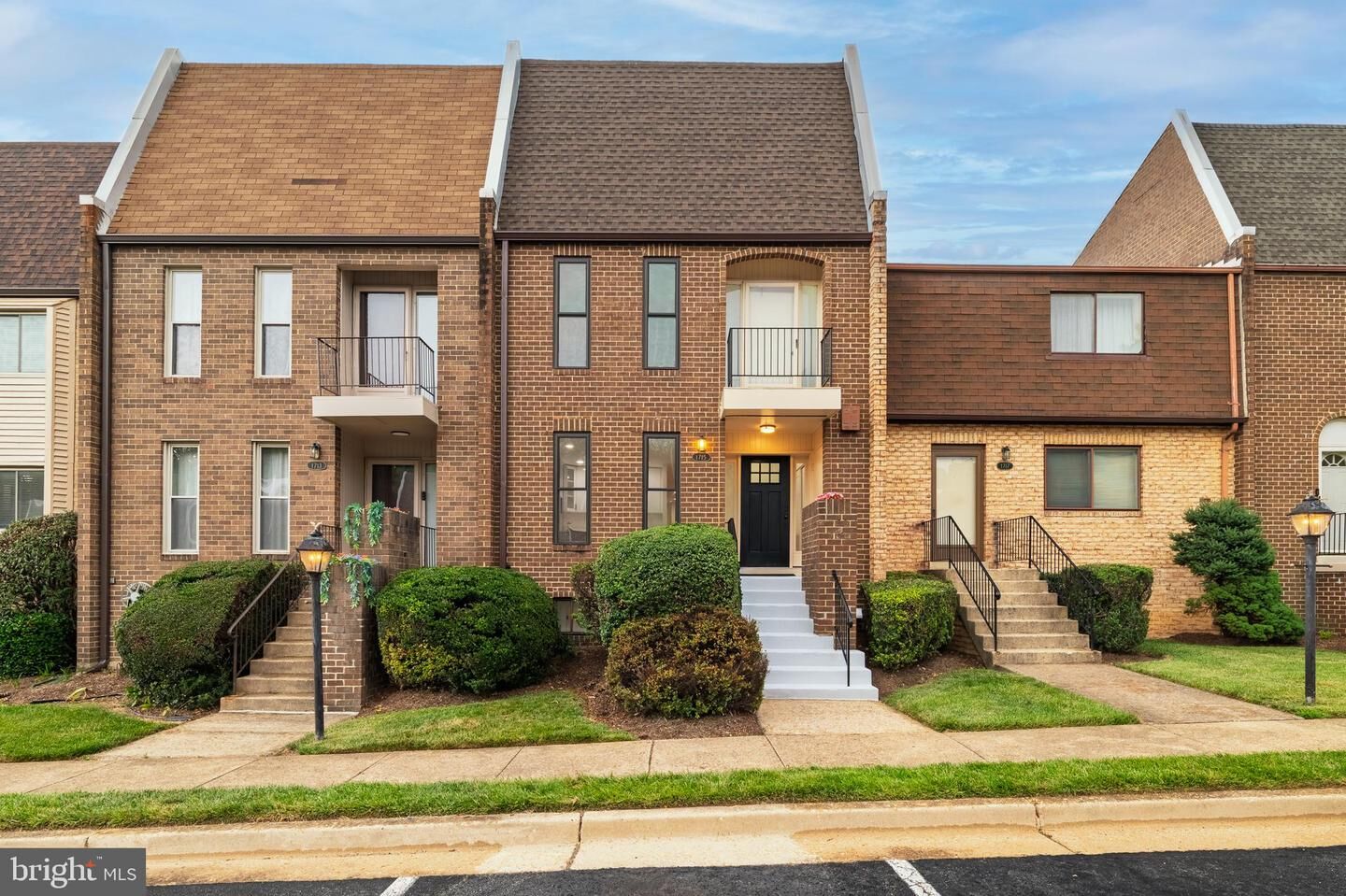 Property Photo:  1715 Tyvale Court  VA 22182 