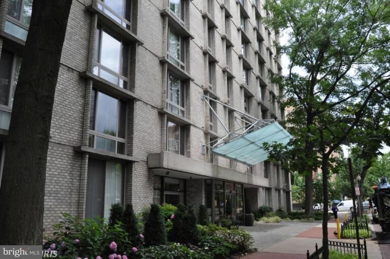 Property Photo:  950 25th Street NW 519N  DC 20037 