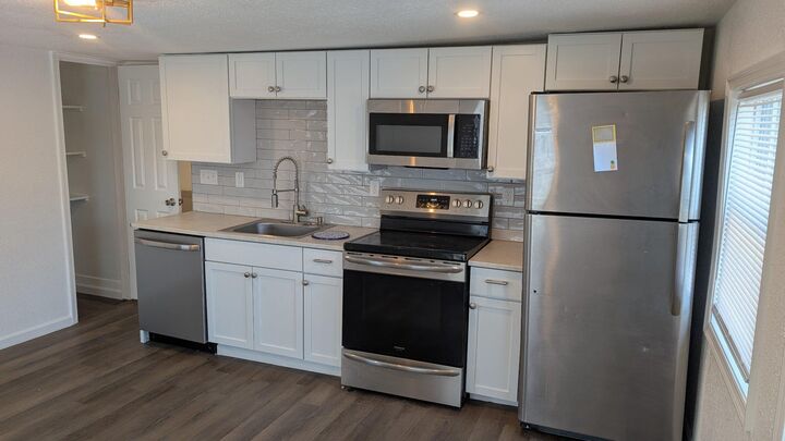 Property Photo:  270 Calder Street  PA 17102 